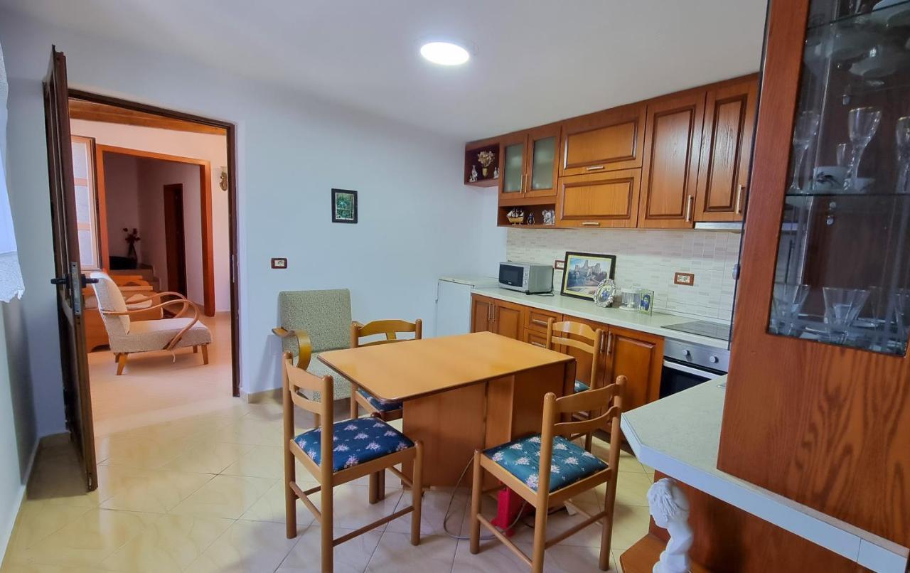 Dhimitri Apartment Berat Eksteriør bilde