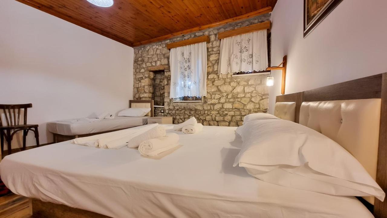 Dhimitri Apartment Berat Eksteriør bilde